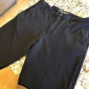 Men’s Billabong Shorts NWT size 36